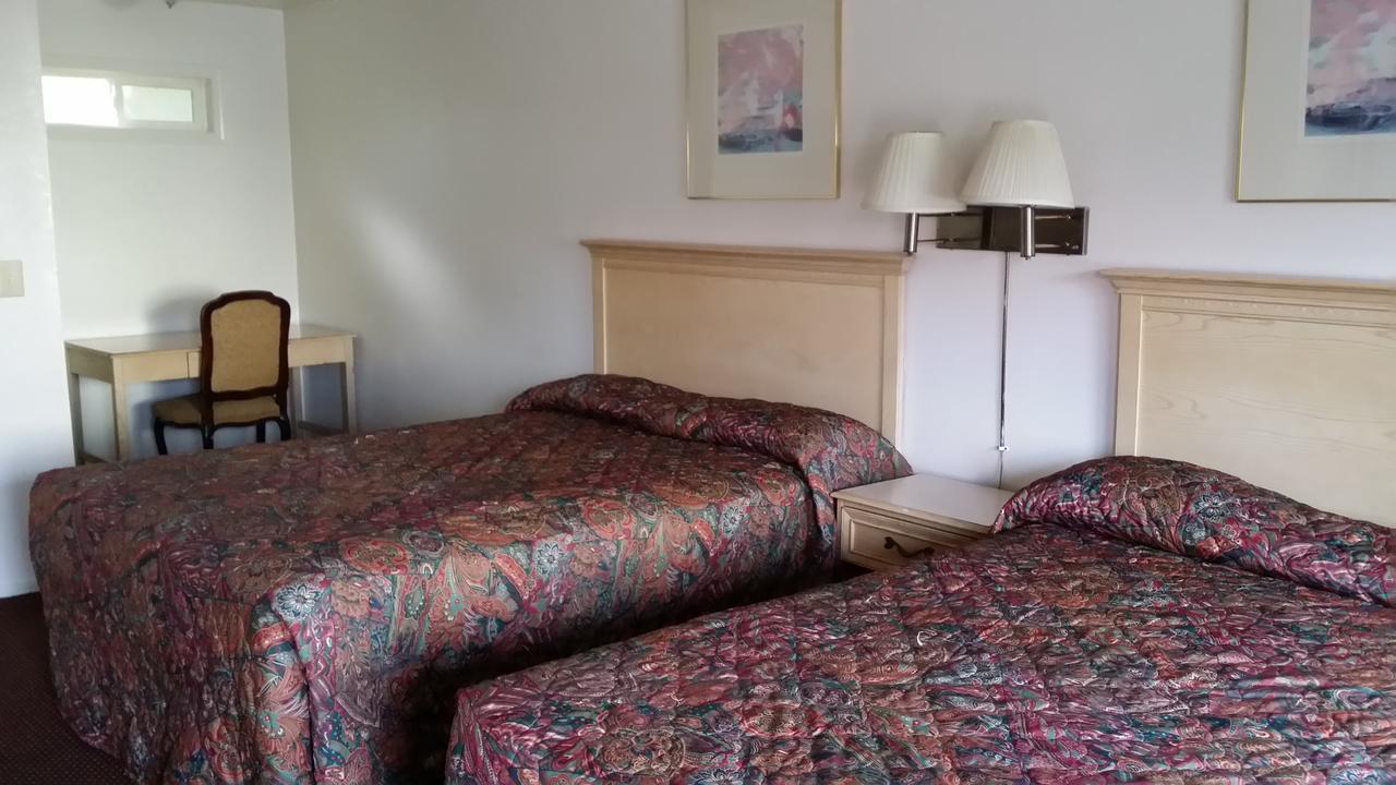 Redwood Inn Willits Εξωτερικό φωτογραφία