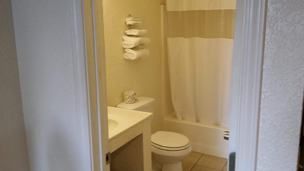 Redwood Inn Willits Εξωτερικό φωτογραφία